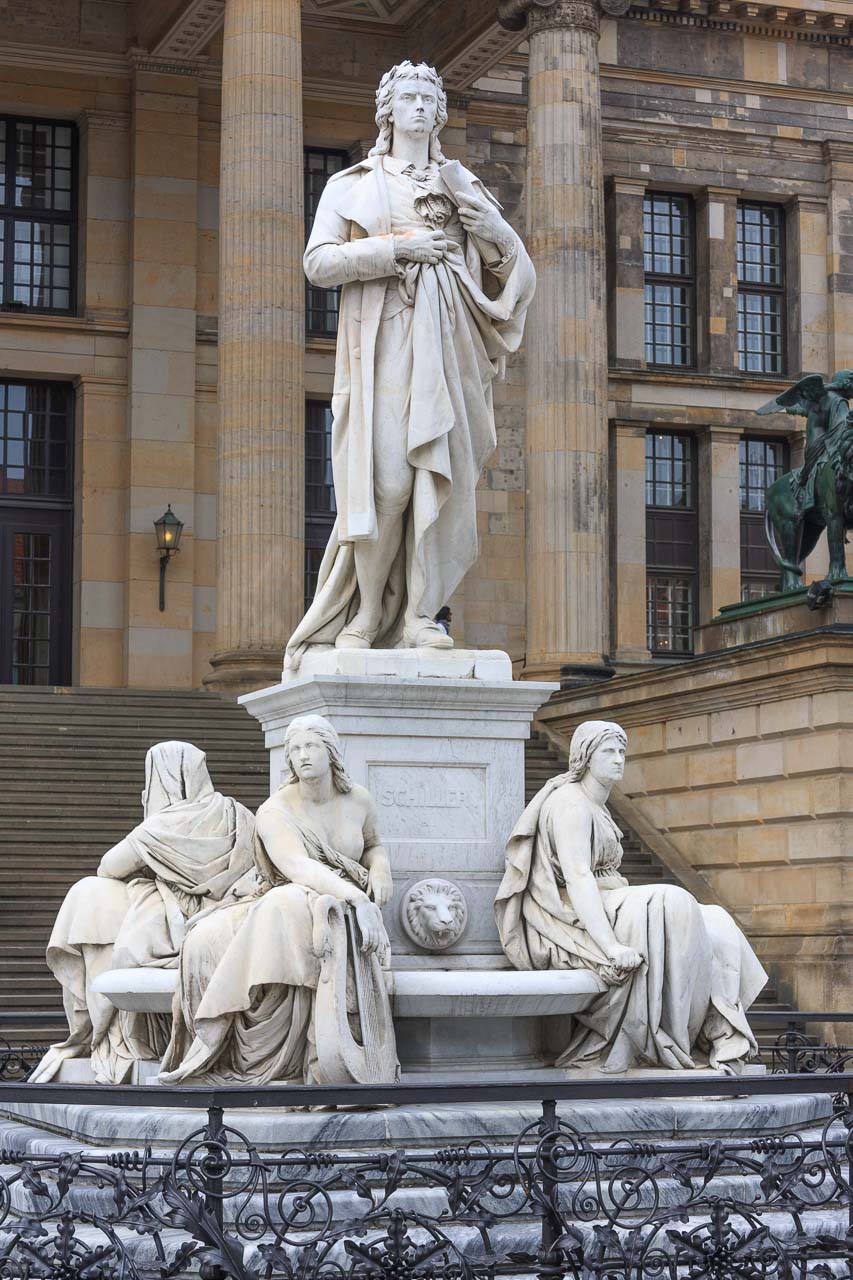 Schillerbrunnen