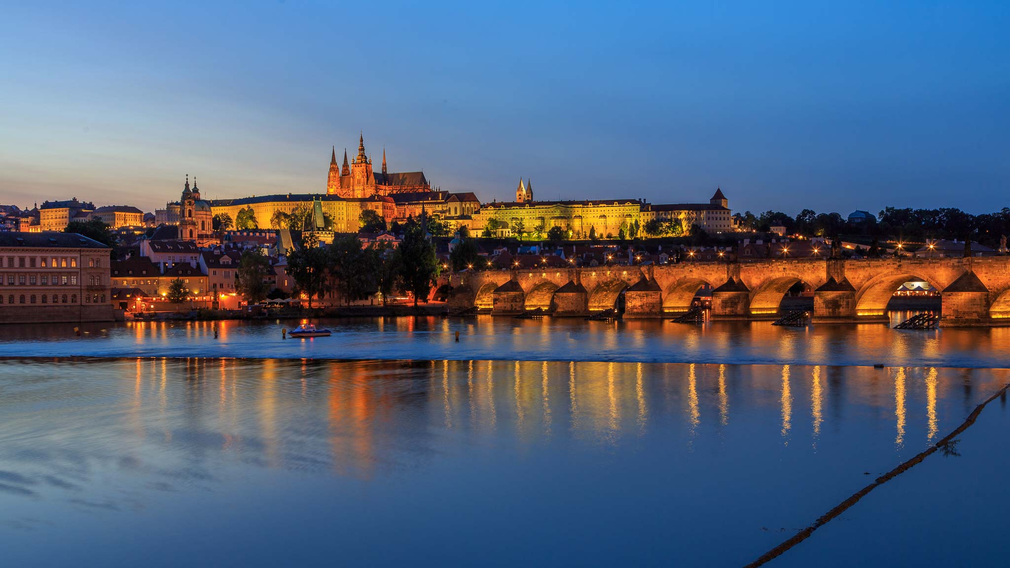 Karlsbrücke und Prager Burg